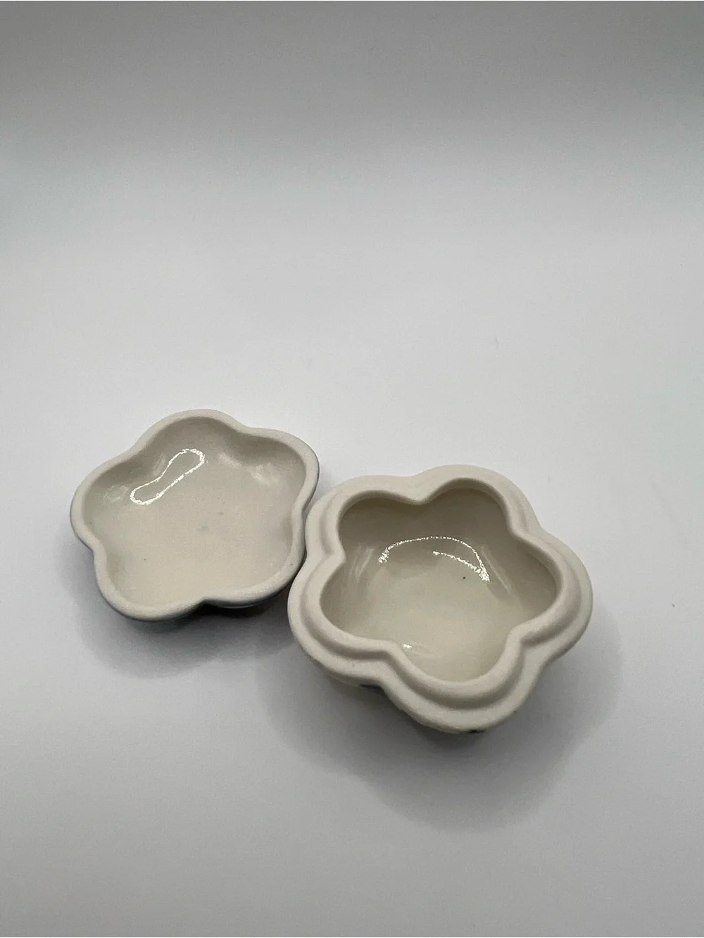 Blue & White Floral Ceramic Jewelry Trinket Box